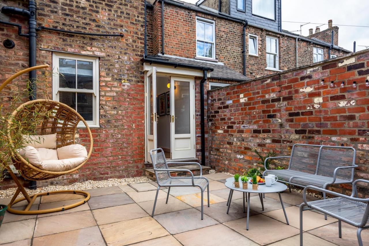 Villa 8 Kyme Street à York Extérieur photo
